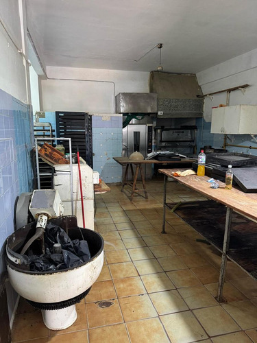 Local Y Fondo De Comercio En Venta