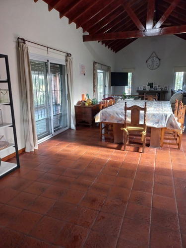 Imagen 4 de 30 de Hermosa Casa Con Pileta En Barrio Cerrado Los Fresnos Uribelarrea