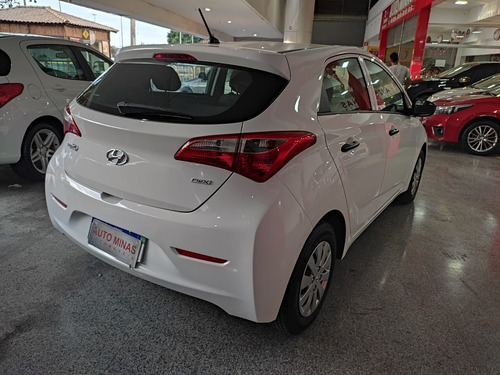 Imagem 4 de 14 de Hyundai Hb20