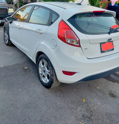 Ford Fiesta 1.6 Se Hatchback Mt
