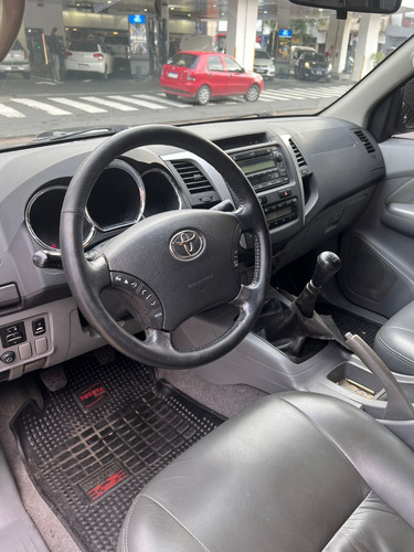 Toyota Hilux 3.0 I Srv Cab Doble 4x2 Cuero