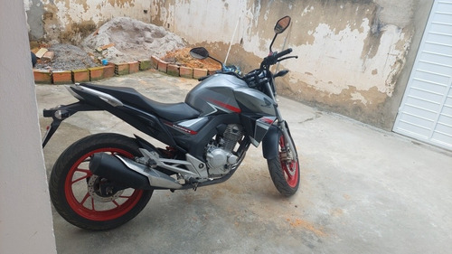 Imagem 1 de 1 de Honda Twister