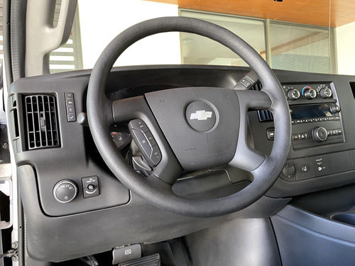 Chevrolet Express 6.0ls C 15 Pas At