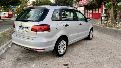 Volkswagen Suran 1.6 Comfortline 101cv