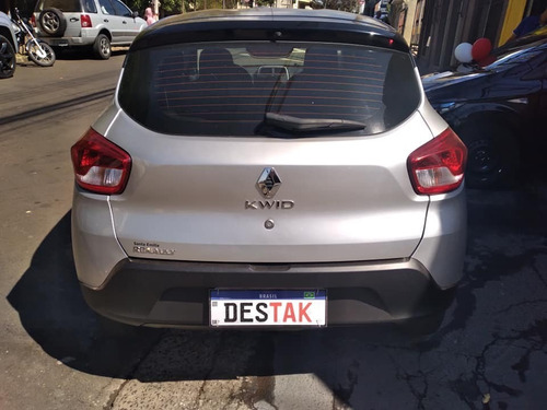 Imagem 3 de 8 de Kwid