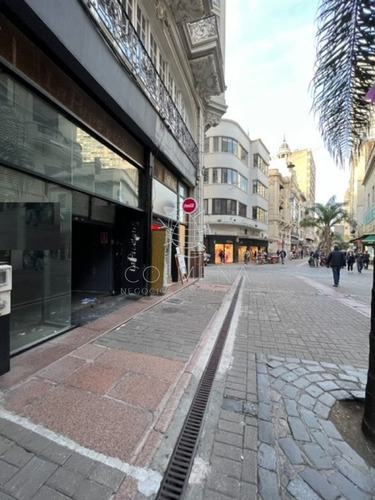 Imagen 4 de 14 de Muy Buen Local Ubicado A 1 Cuadra De La Puerta De La Ciudadela. - Montevideo Ciudad Vieja