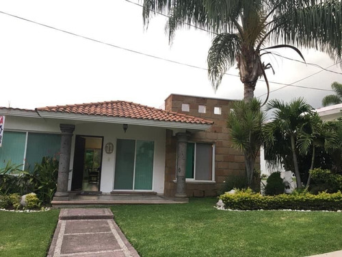 Casa En Renta Lomas De Cocoyoc (canarios)