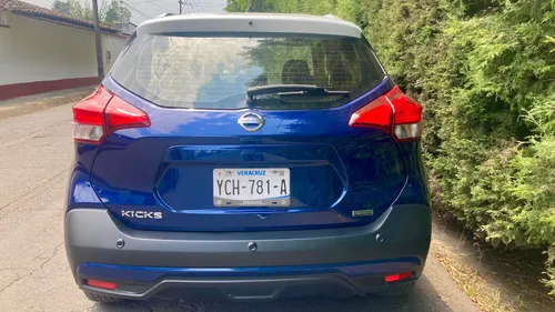 Nissan Kicks 1.6 Bitono Cvt