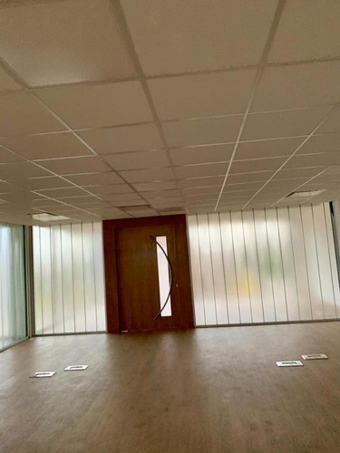 Imagen 14 de 30 de Alquilo Galpón 1800 M2 300 M2 Ofi Y Playa 500 M2 Neuquen