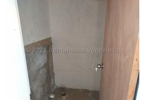 Imagen 10 de 30 de Casas En Venta En Cabudare, Lara. Código Flex: 22-14921 #0424 556 57 59 Monica C.