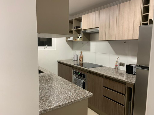 Tu Nuevo Hogar Amplio, Luminoso Y Full Amoblado Junto Al Mar