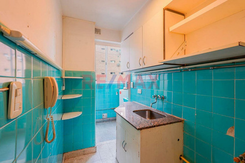 Venta Departamento Dos Ambientes En Av Corrientes