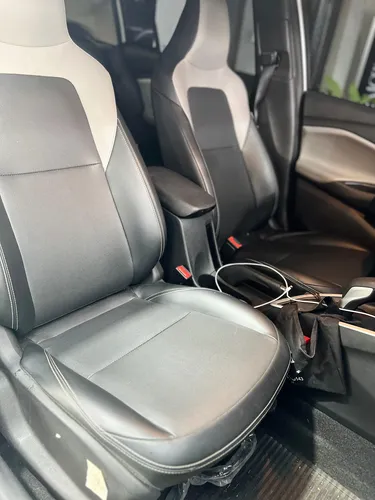 Chevrolet Onix 1.0T Premier Sedan At
