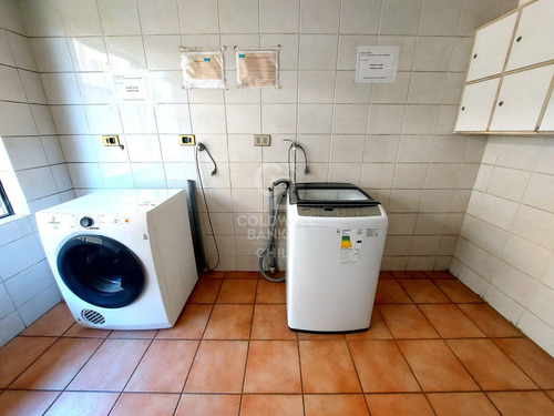 Un Dormitorio, Cocina Independiente Y Estacionamiento
