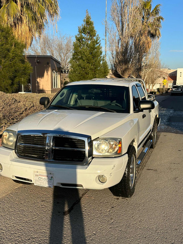 Dodge Dakota Slt Quad Cab 4x4 At