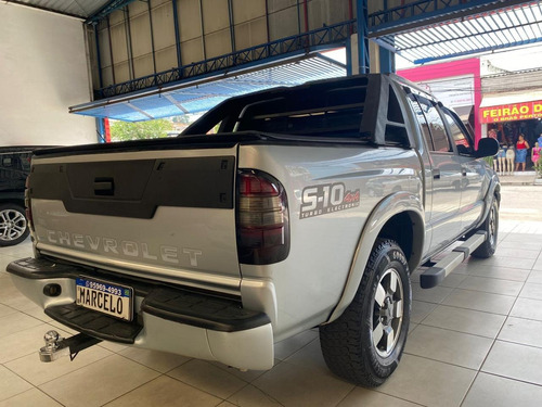 Chevrolet S10 2.8 Executive Cab. Dupla 4x4 4p