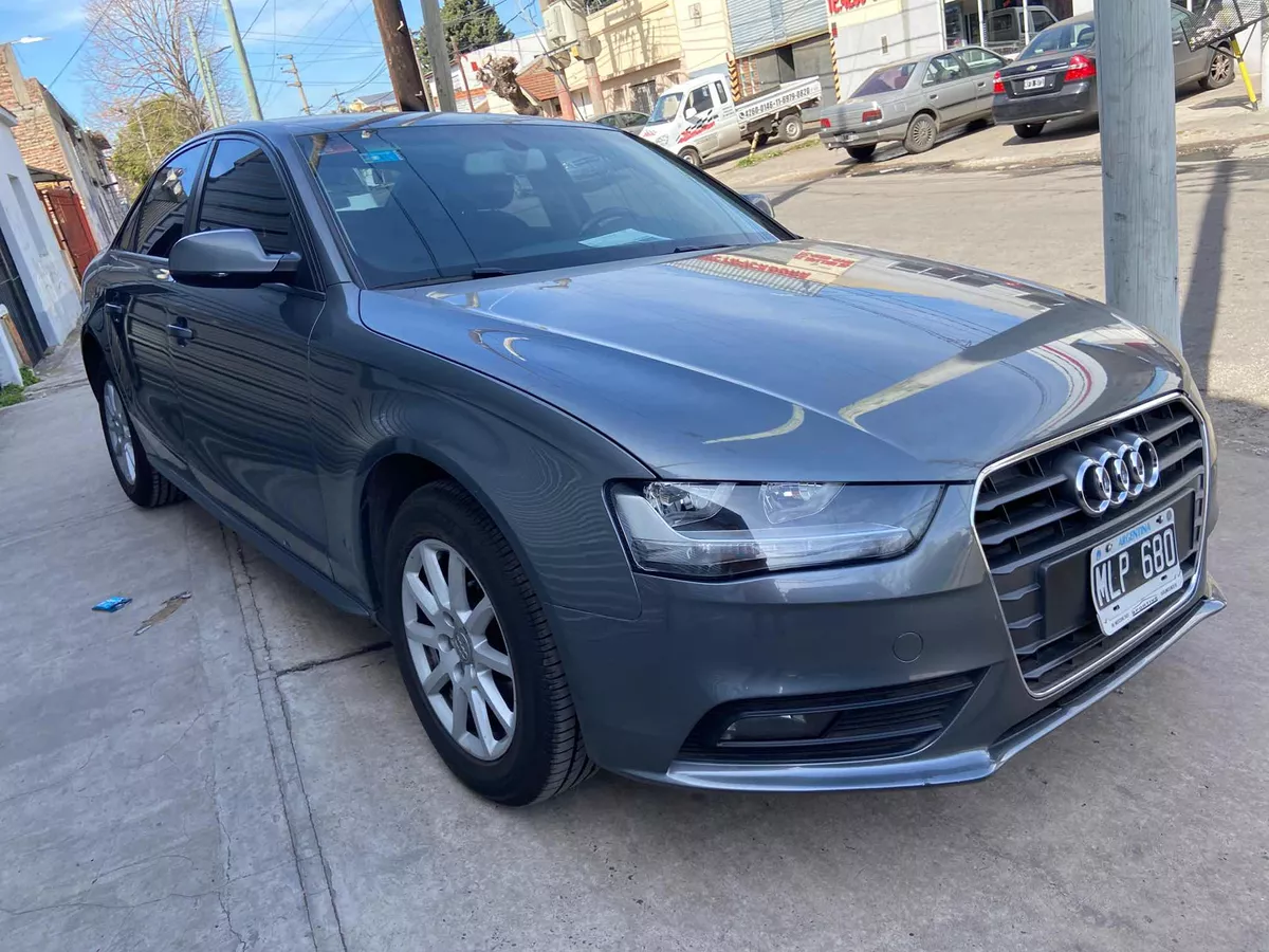 Audi A4 1.8 Attraction Tfsi 170cv