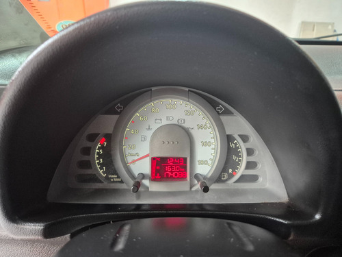 Volkswagen Fox 1.0 Trend Total Flex 3p