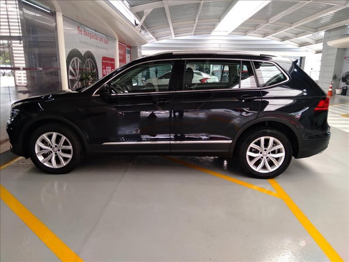 Imagem 3 de 14 de Tiguan 1.4 250 Tsi Total Flex Allspace Comfortline Tiptronic