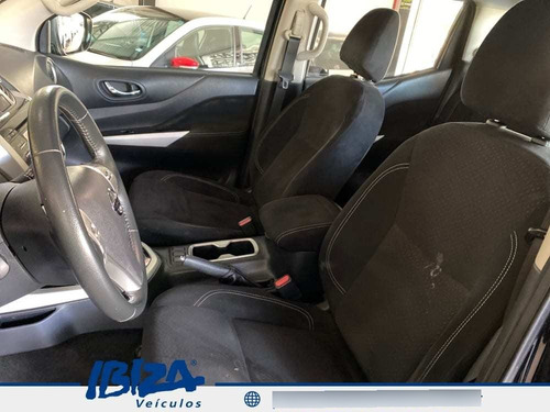Imagem 13 de 16 de Nissan Frontier Se Cd 4x4 2.3 Bi-tb Diesel Aut. Diesel 2018
