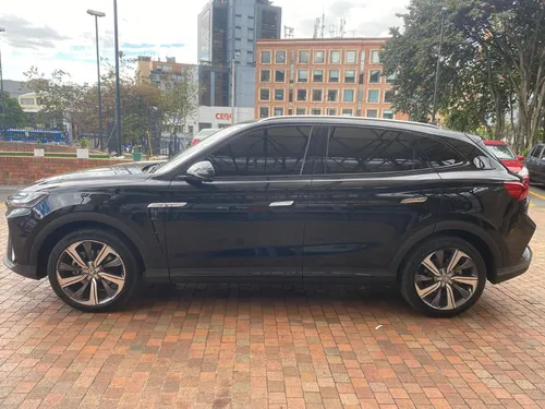 Mg Marvel R Electric Perf Awd Aut
