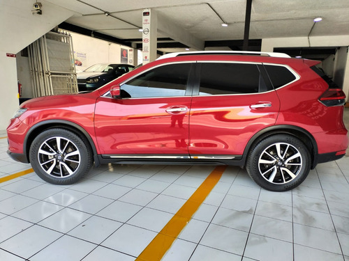 Nissan X-Trail 2.5 Exclusive 2 Row Cvt