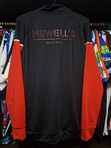 Campera De Newells Talle L (Usado)