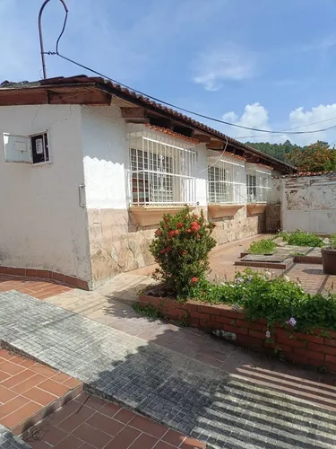 Vende Casa Urb El Naranjal. V.l.