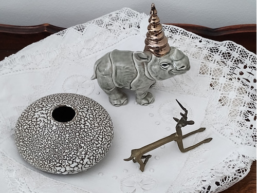 Vintage Figura De Porcelana Goebel Golden Rhino