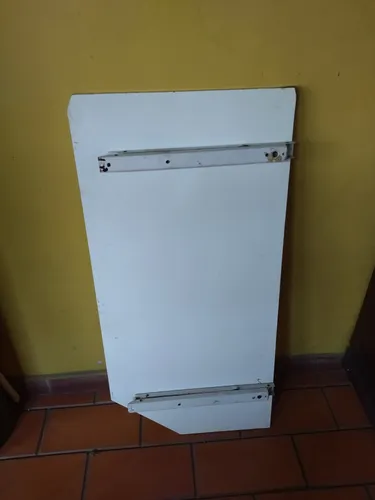 Mesa Con Pie De Amigo Plegable (Usado)