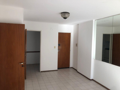 2 Dormitorios - 2 Balcones - Alquiler - Departamento - Centro