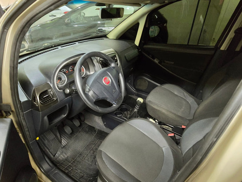 Fiat Idea 1.4 Attractive Flex 5p