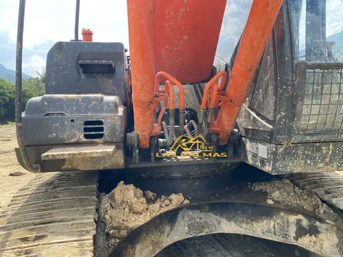 Excavadora Hitachi 200 Zx-3 Modelo 2020