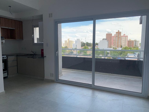 Imagen 3 de 10 de Departamento En Venta