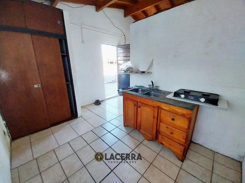 Casa En Villa Adelina