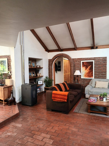 Excelente Casa Simon Gonzalez-ossandon