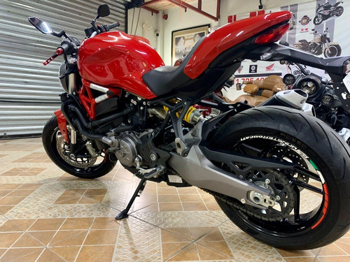 Imagen 2 de 11 de Ducati Monster 750 F1