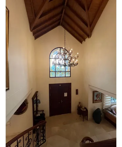 Casa Amoblada En Arriendo Poblado San Lucas