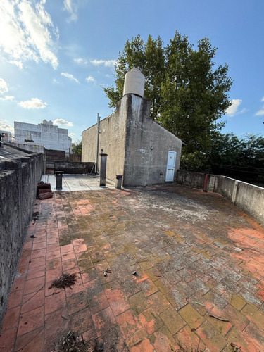 Venta, Casa Con Local S/ Lote 8.40x22, Villa Lugano