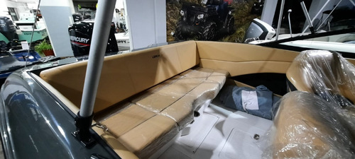 Imagen 4 de 9 de Lancha Lerch Gt 180 Full Mercury 115hp 4t 2023