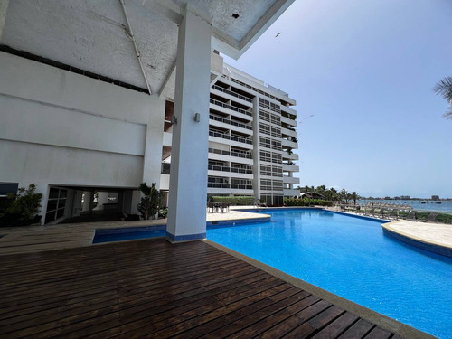 Apartamento En Uno De Los Mejores Edificios De La Isla, Playa Real, Isla De Margarita