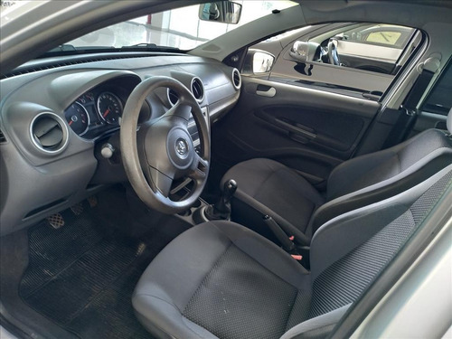 Voyage 1.6 Mi City 8v Flex 4p Manual