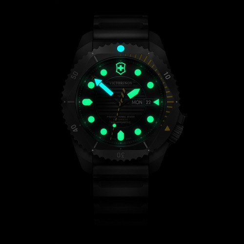 Reloj Victorinox 241997 Dive Pro Automatic Titanium 300m Negro Negro Negro