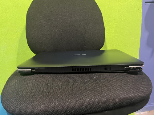 Portátil Asus X556u Corei7 De 15,6 Pulgadas, 1 Tb Y 8 Gb Ram (Usado)