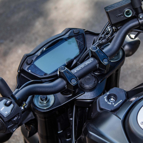 Imagem 7 de 10 de Moto Suzuki Gsx-s 750 Preta Ano 2023 0km