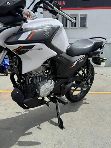 Nova Yamaha Factor 150 25/25 + Emplac E Capacete Grátis.