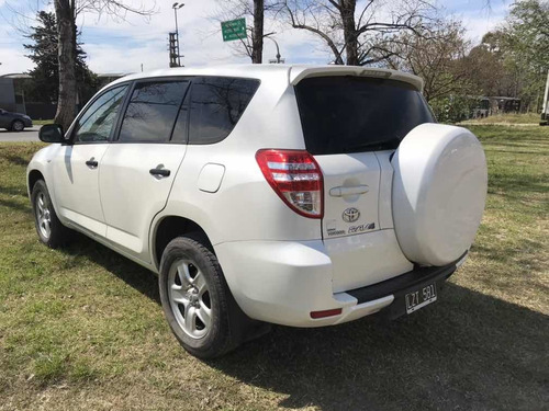 Toyota Rav4 2.4 4x2 At 2012
