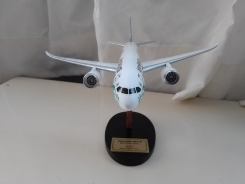 Avión Quetzalcoatl 787-9