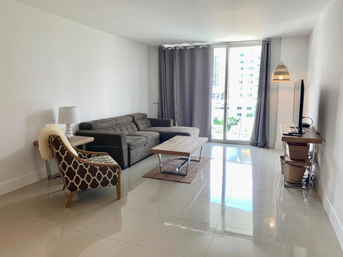 Imagen 1 de 15 de Miami / Alquler Frente A La Playa Sunny Isles