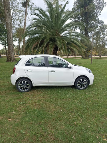 Nissan March Advance Full. Climau